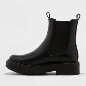 New Womens Black Chelsea Boots
